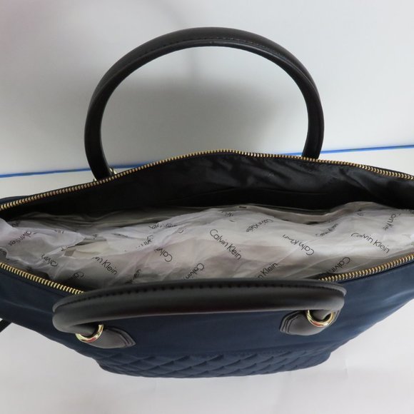 NEW Women's Calvin Klein Florence, Navy blue, Quilted - Picture 4 of 4